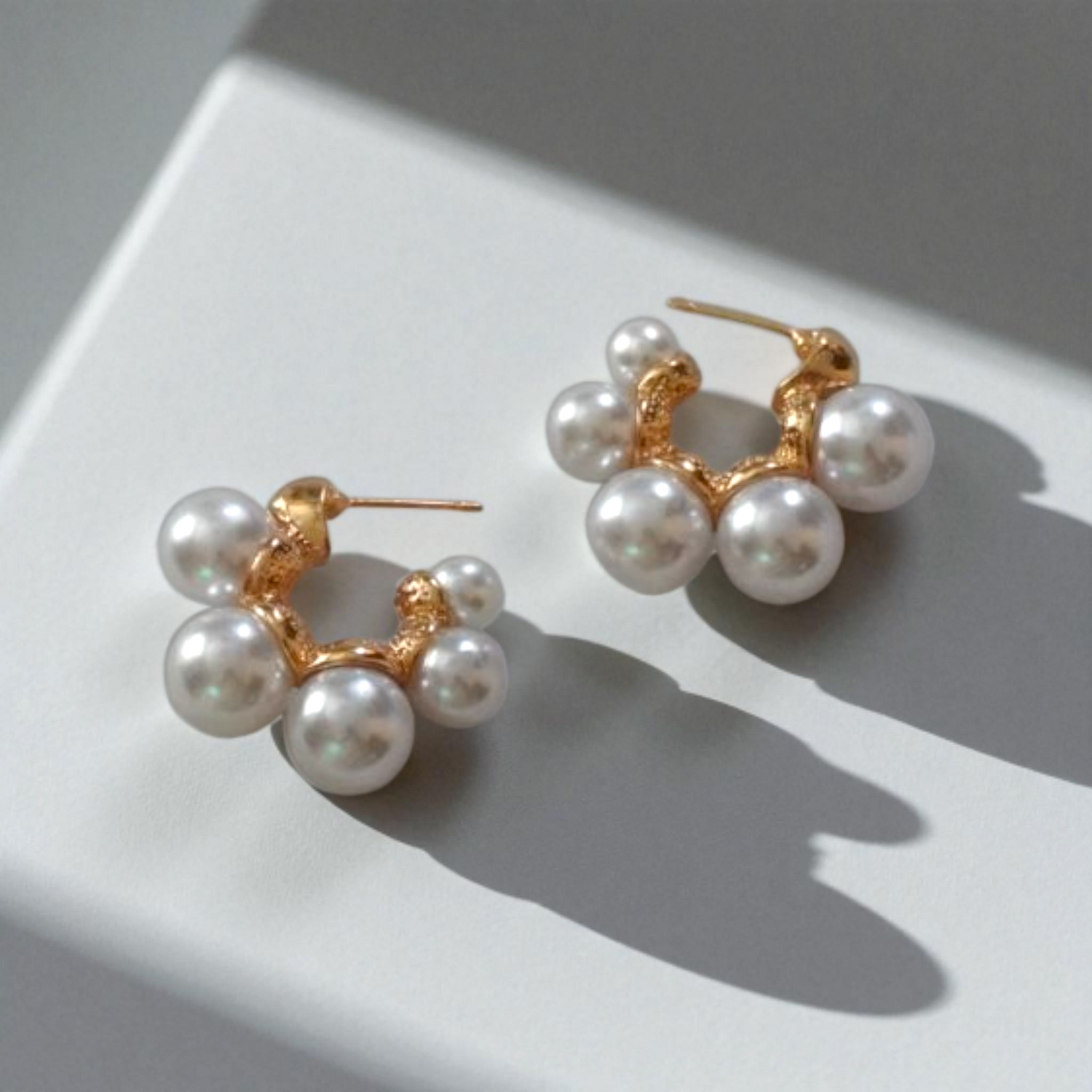 Elegant Pearl Hoop Earrings – Gold-tone with White Pearls